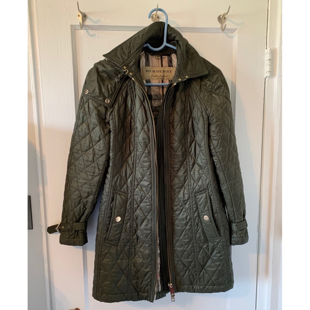 Burberry Long Finsbridge quilted coat